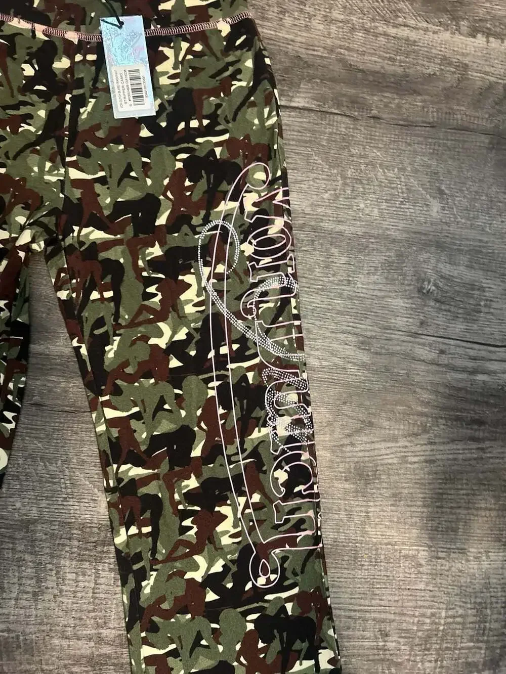 I.AM.GIA x Von Dutch Blare Trackpant Stripper Camo - Picture 4 of 5